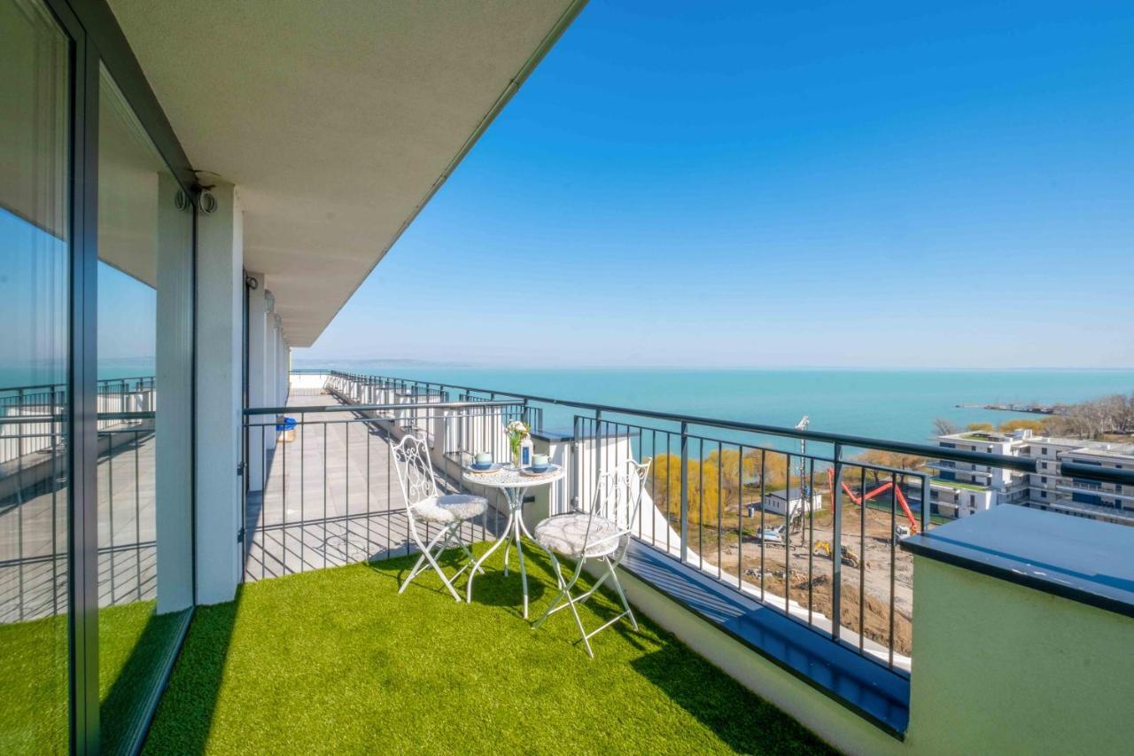 Myflat Lux Penthouse Apartment Siofok Exterior photo